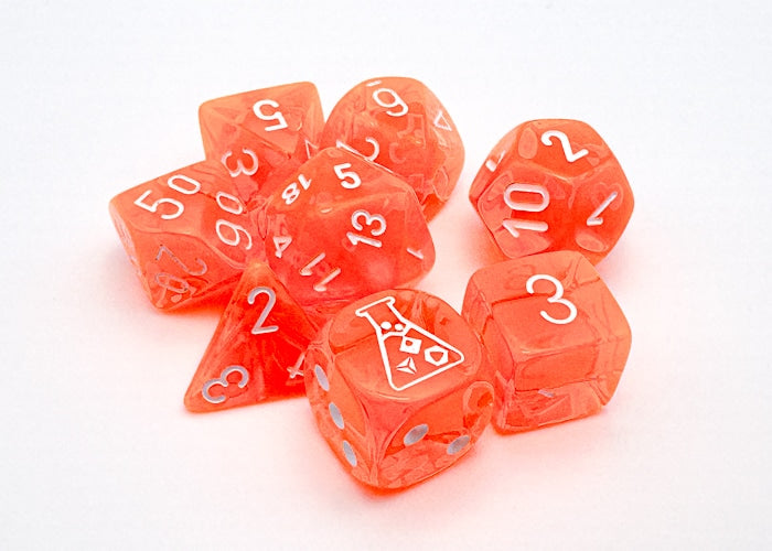 Translucent Polyhedral Neon Orange/white Dobbelsteen Set (7 stuks + 1 bonus)