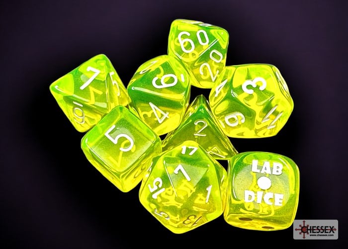 Translucent Polyhedral Neon Yellow/white Dobbelsteen Set (7 stuks + 1 bonus)