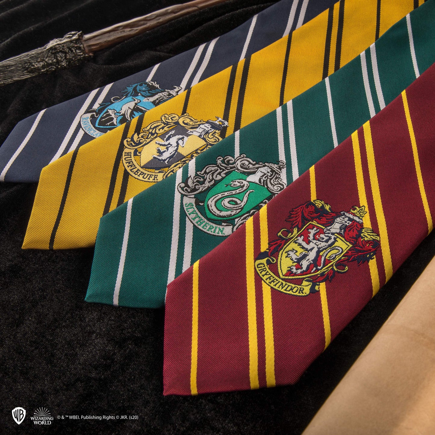 Harry Potter Woven Crest Tie Slytherin - New Edition