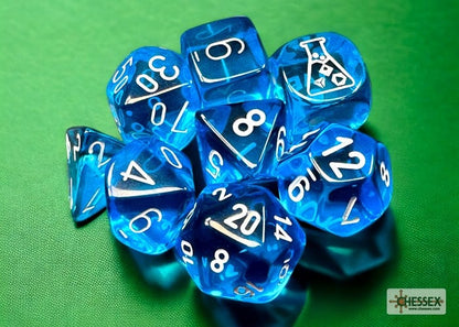 Translucent Polyhedral Tropical Blue/white Dobbelsteen Set (7 stuks + 1 bonus)