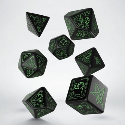 Call of Cthulhu - Black &amp; Green Dice Set (7)