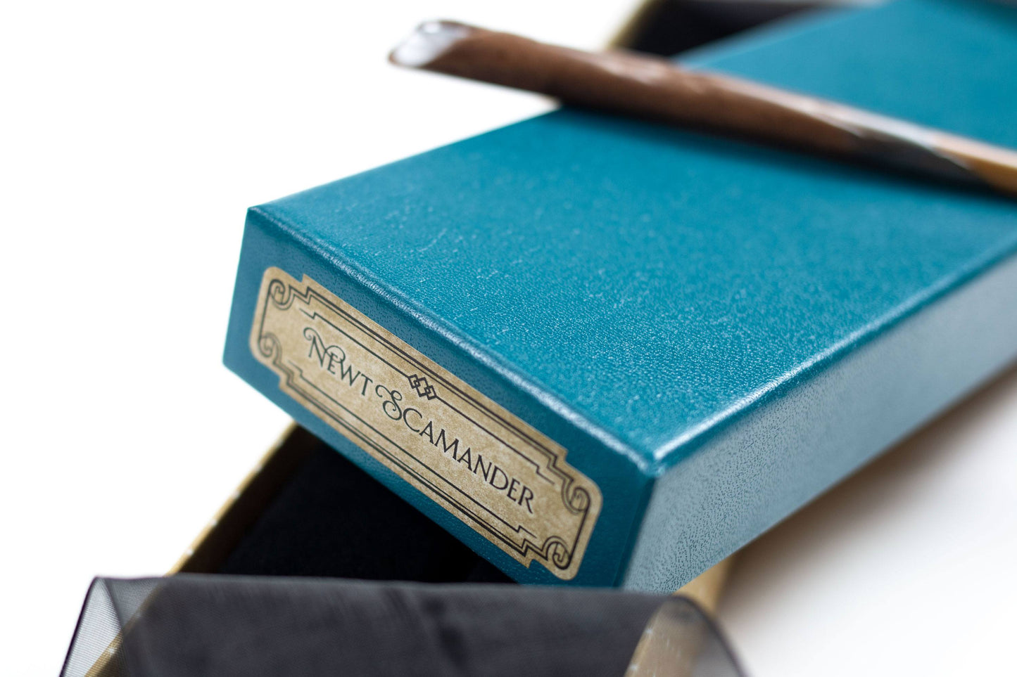 Fantastic Beasts Wand Newt Scamander